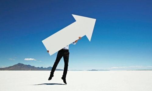 成為職場萬人迷  打工仔4招「辦公室上位術」